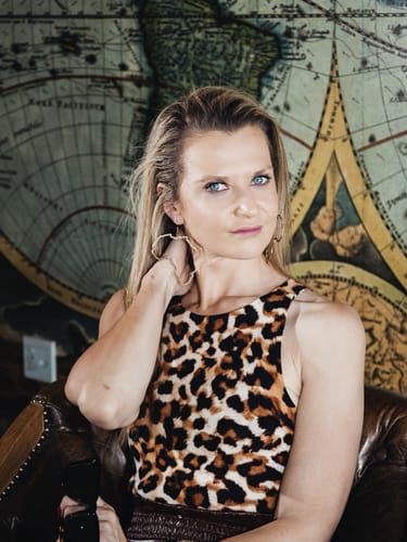 Customer photo review of The Glo Bright Serum