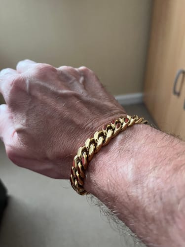 Customer photo review of 18k Gold Clasp Cuban Bracelet