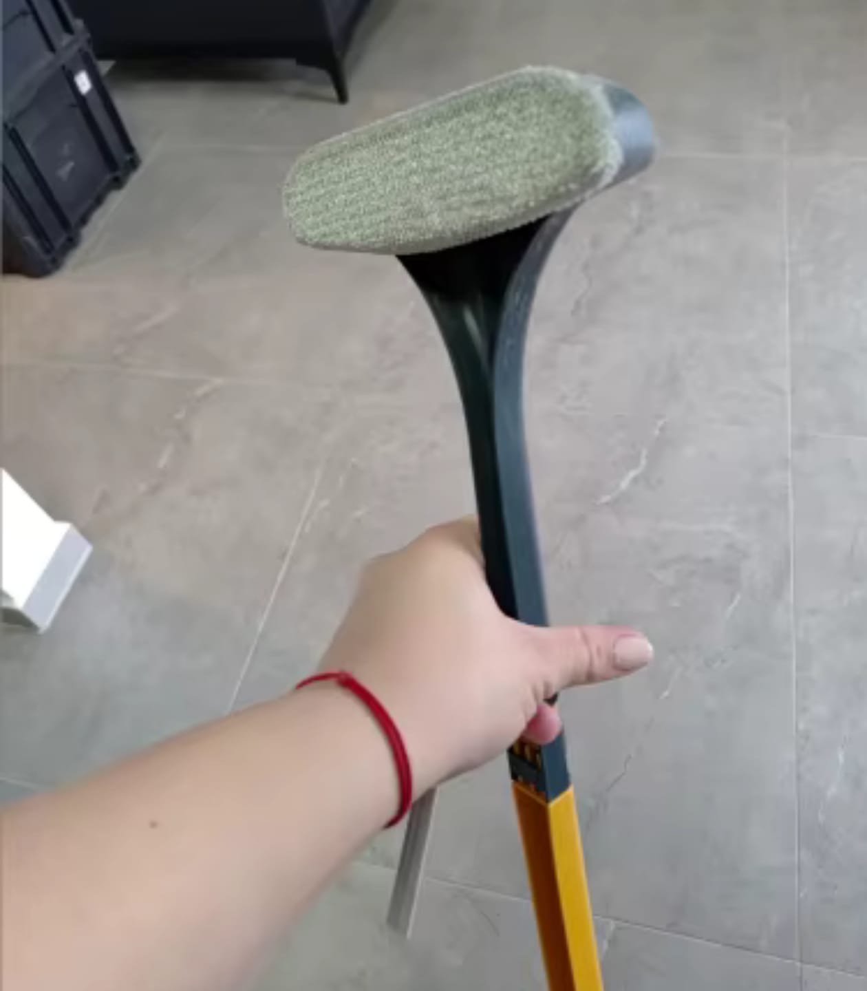 Customer photo review of 2-in-1 Screen & Window Cleaner