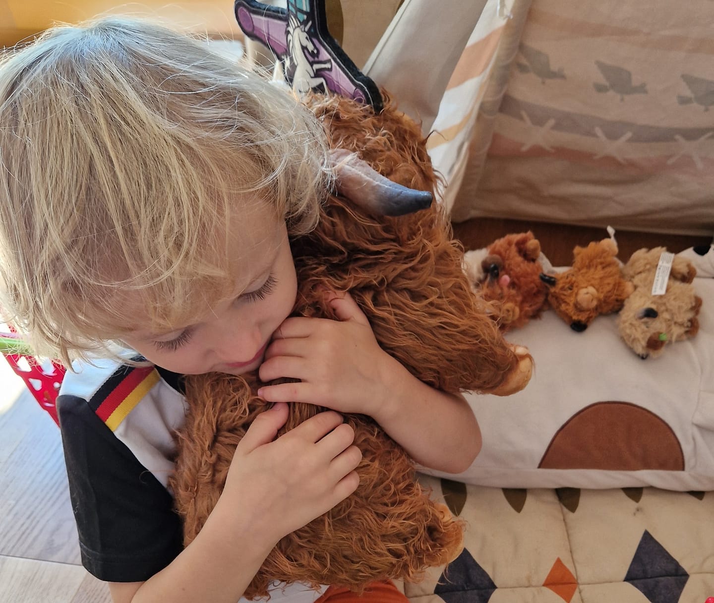Customer photo review of Tierfamilien-Plüschspielzeug-Set – Tiermutter und Tierbabys