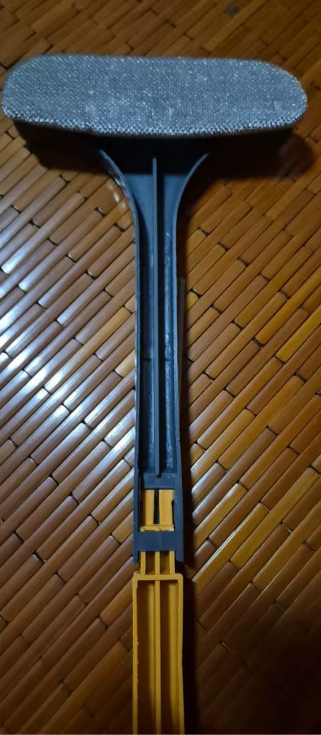 Customer photo review of 2-in-1 Screen & Window Cleaner