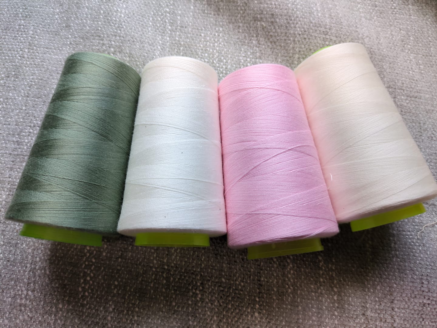 Customer photo review of Overlocking Thread - 3000 Yards