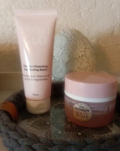 Customer photo review of The Super Glo Hydro Boost Jelly Moisturiser