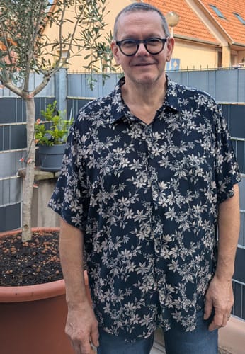 Customer photo review of Chemise d'été décontractée à manches courtes pour homme, motif floral