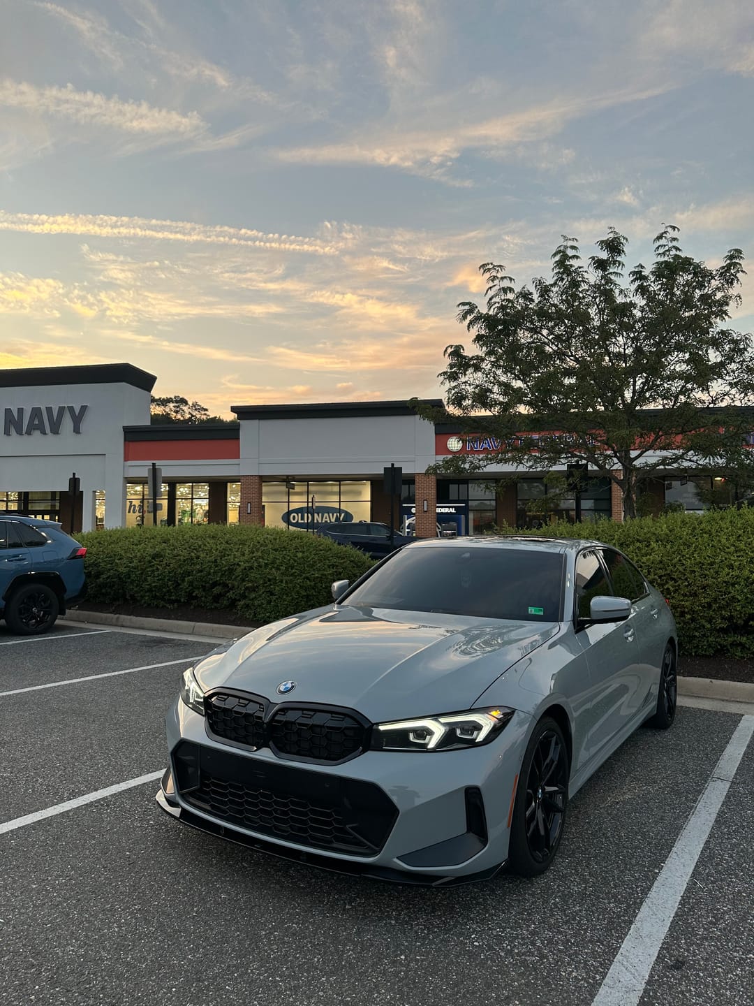 Customer photo review of For 2023-2024 BMW 3 Series G20 LCI Gloss Black Front Bumper Lip Spoiler