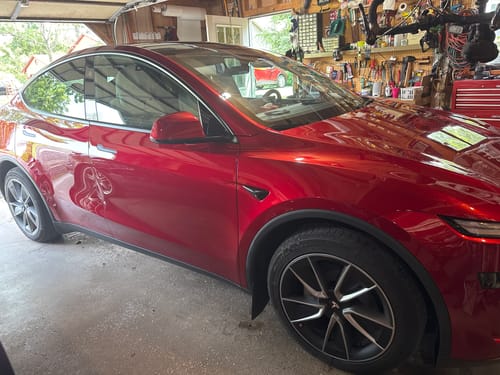 Customer photo review of TESPLUS 19'' WARP Style Wheel Cover Silver For Model Y Juniper