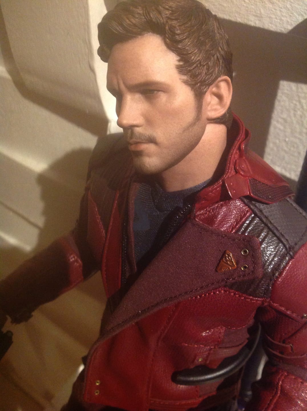 Customer photo review of Hot Toys Avengers – Avengers Infinity War Starlord mms539 1/6 Scale Figure