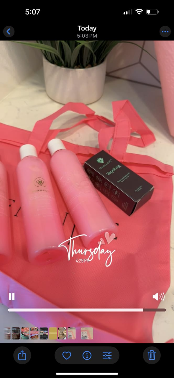 Customer photo review of Coocheewaa | Natural Feminine Wash