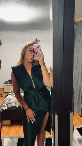 Customer photo review of Rochie Nadina midi din lycra cu nod în talie