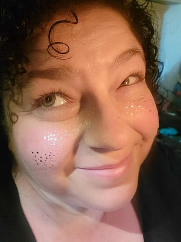 Customer photo review of Green + Silver Speckles Makeup Patches SHIPS 1/30