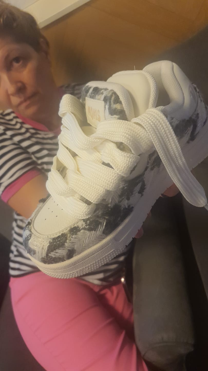 Customer photo review of Wolf Double Tongue Sneakers