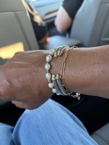 Customer photo review of baroque pearl bracelet