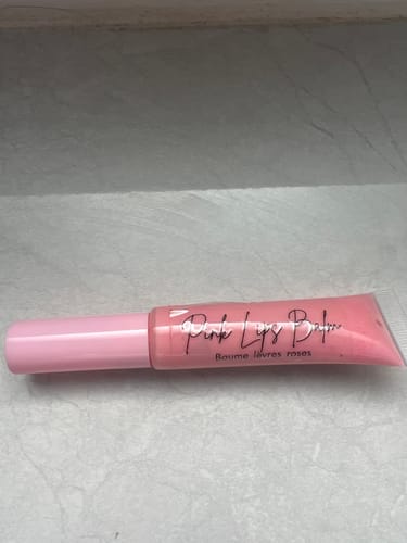 Customer photo review of Baume Lèvres Roses