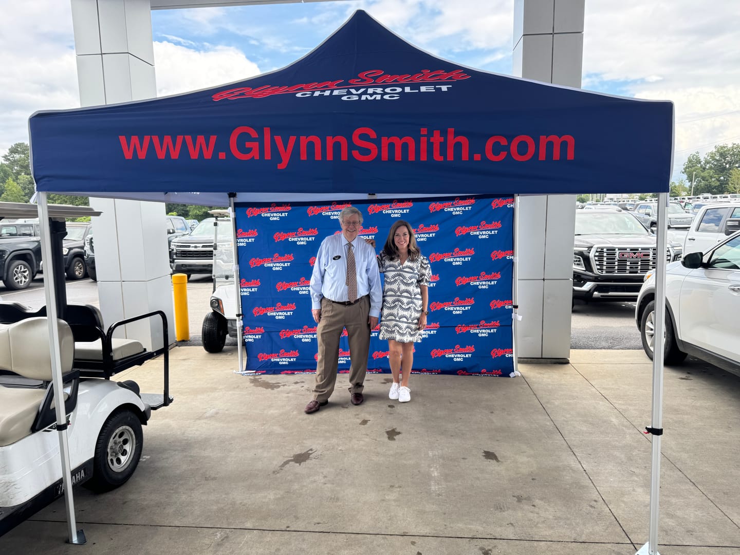 Customer photo review of Premium Aluminum 10' Tent Kit (Full-Bleed Dye Sublimation) 17" Valance