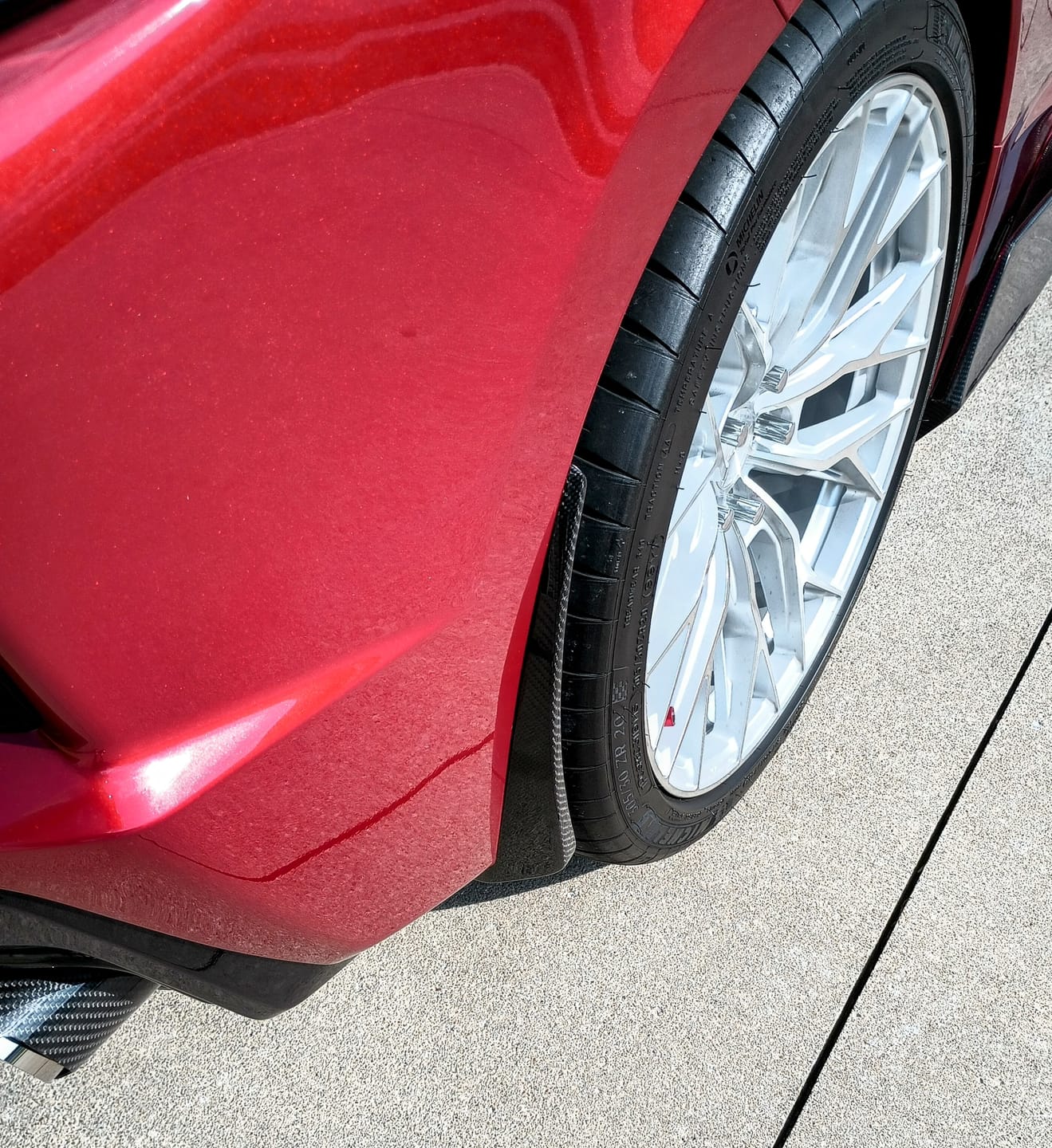 Customer photo review of Chevrolet Corvette C8 XL Extended Front & Rear Splash Guard