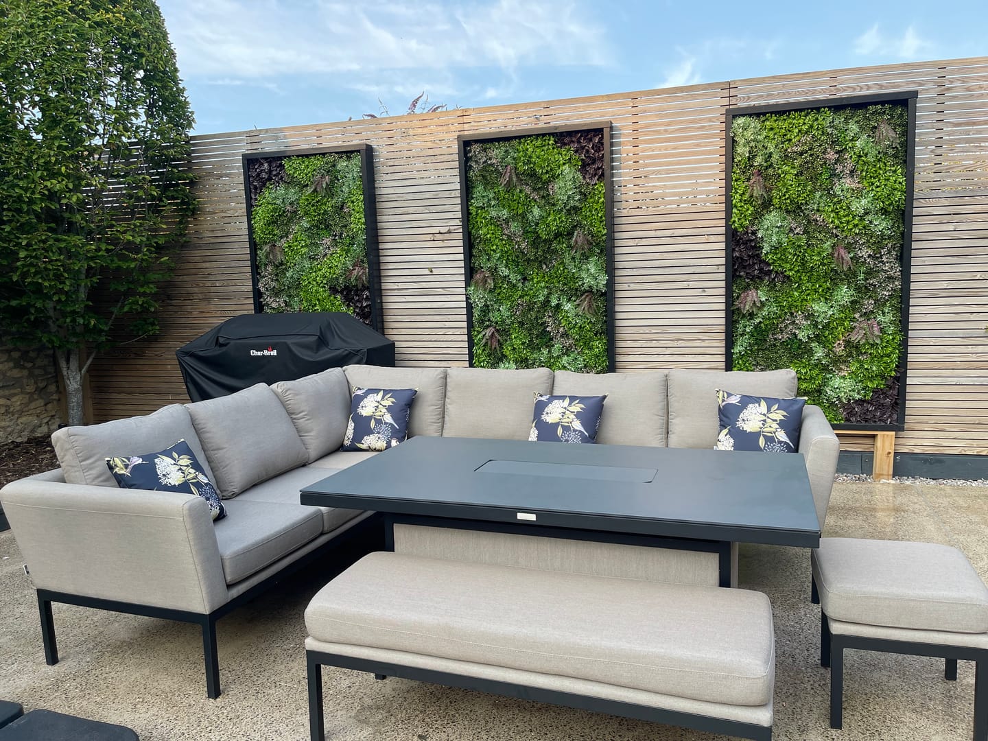 Customer photo review of Outdoor Garden Waterproof Cushion - Bird on Elderflower