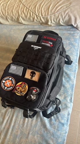 Customer photo review of Mochila Pro Series 45L Black