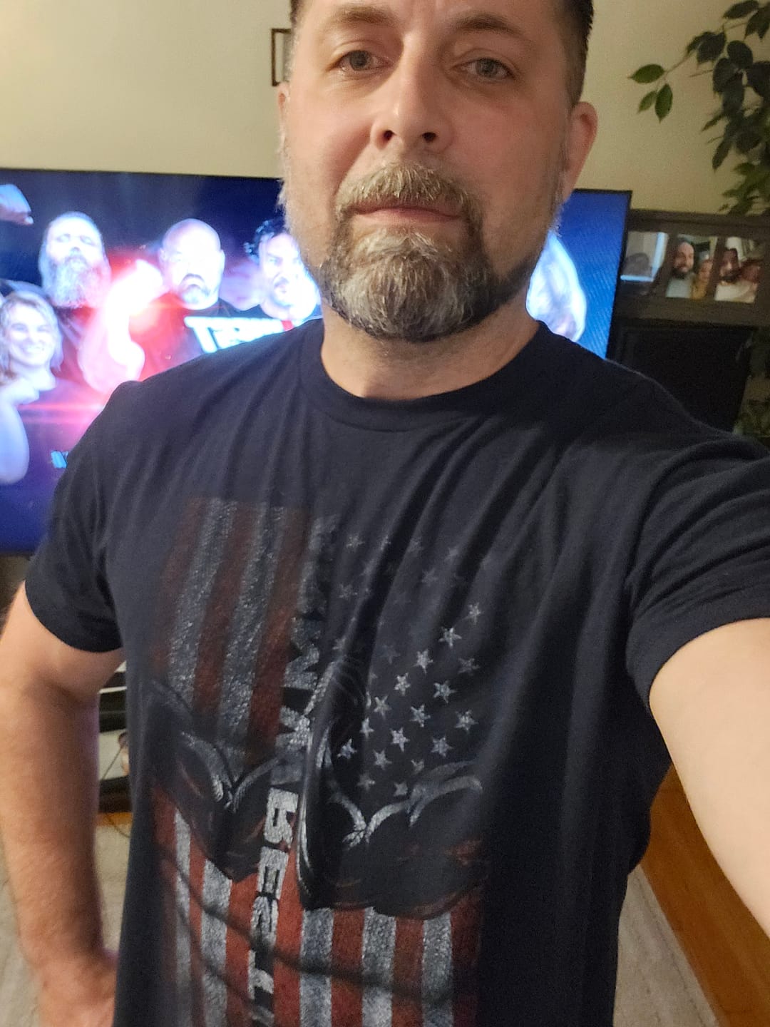 Customer photo review of ARM WRESTLING FLAG TSHIRT
