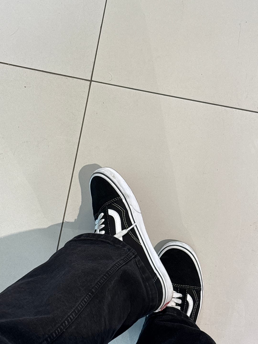 Customer photo review of Zapatilla Vans Old Skool Mujer Negro
