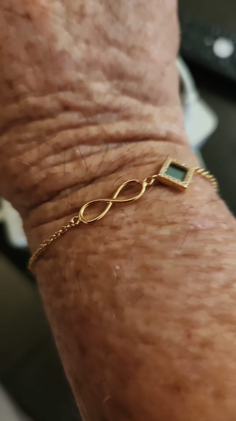 Customer photo review of Infinity Bracelet