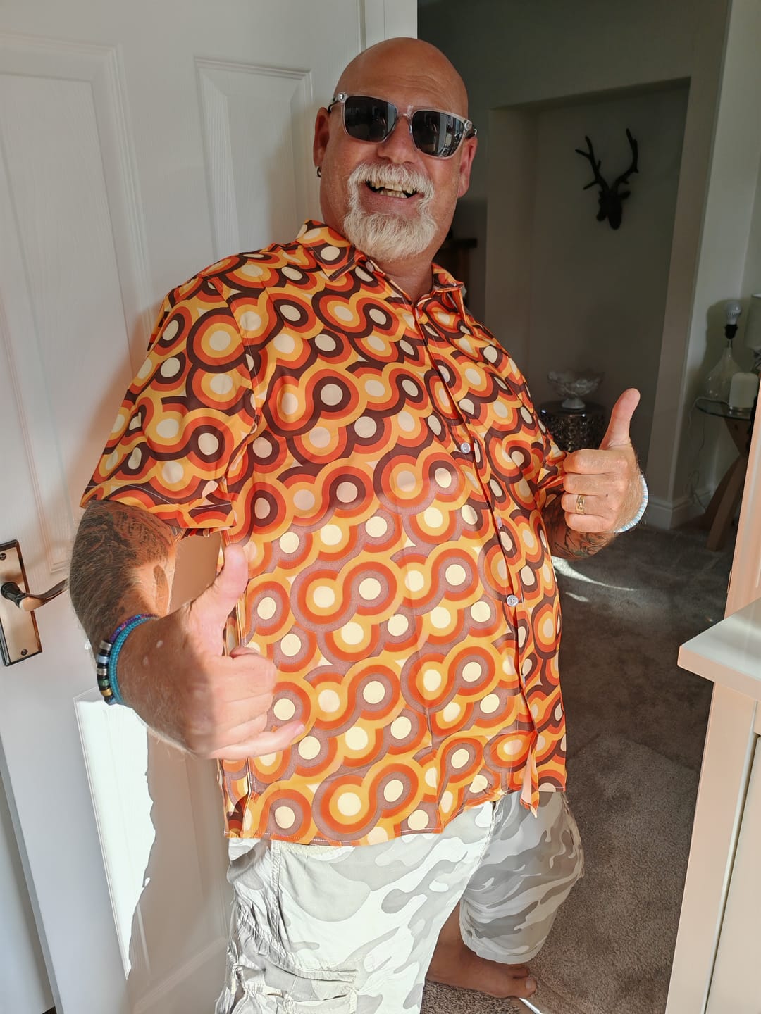 Customer photo review of Men's Orange 70s Retro Button Up Vintage Geometric Circle Summer Beach Short Sleeve Shirt