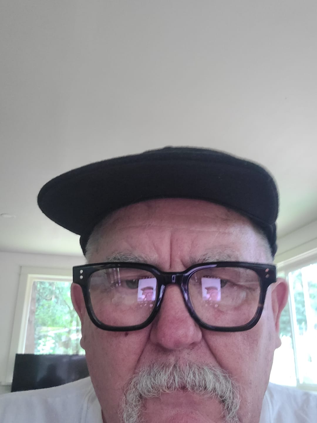 Customer photo review of Holden O