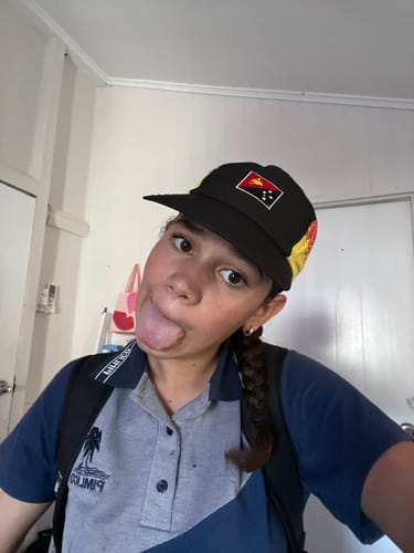 Customer photo review of Papua New Guinea Classic Sports Lid