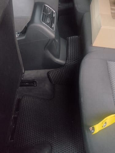 Customer photo review of Dywaniki samochodowe na zamówienie - Przód i tył