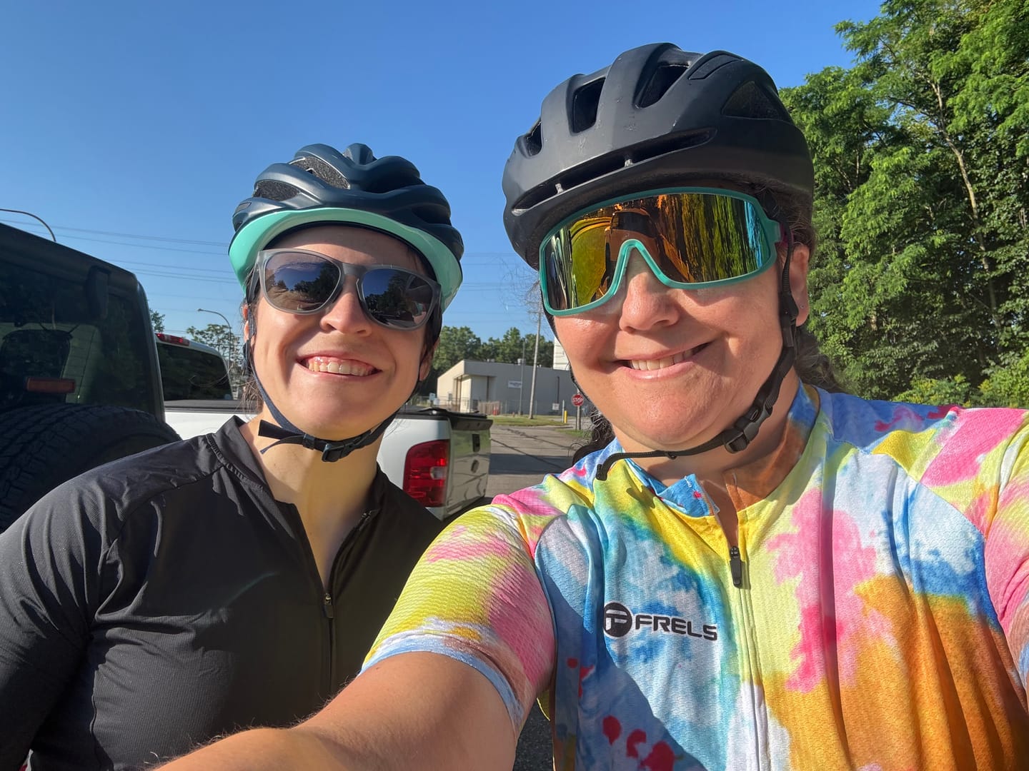 Customer photo review of Watercolor Pedal Splash | Women's Short Sleeve Cycling Jersey