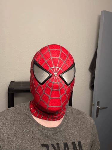Customer photo review of [NEW] Spidey Gear™ - Tobey Maguire Mask