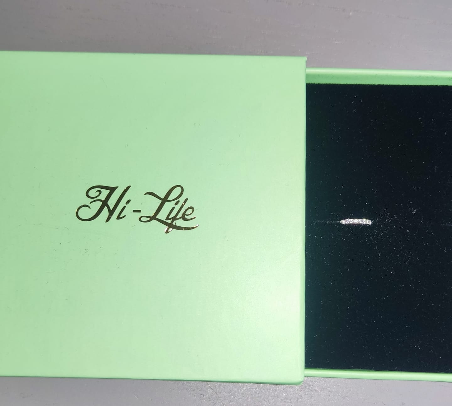 Customer photo review of HI-LIFE Crystal Clicker Piercing
