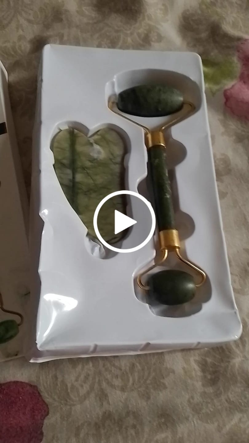 Customer video review of Jade Roller & Gua Sha for Facial - Reduce Puffiness & Wrinkles, Improve Skin's Elasticity, and Eliminate Toxins!