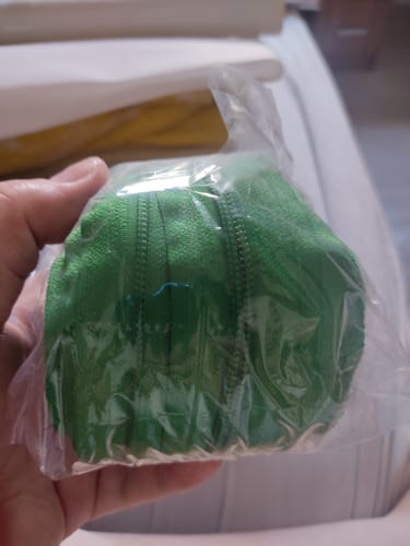 Customer photo review of ZIPER Nº6 POLIESTER COR BANDEIRA 10 METROS