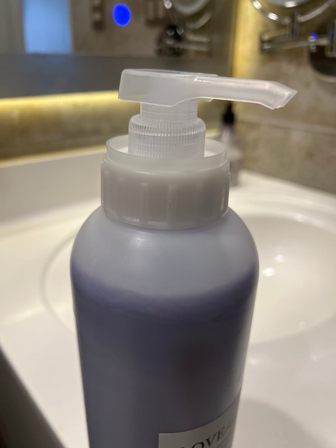 Customer photo review of Válvula Dispensadora Essential y OI 1 Litro Davines