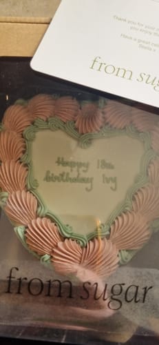 Customer photo review of holly