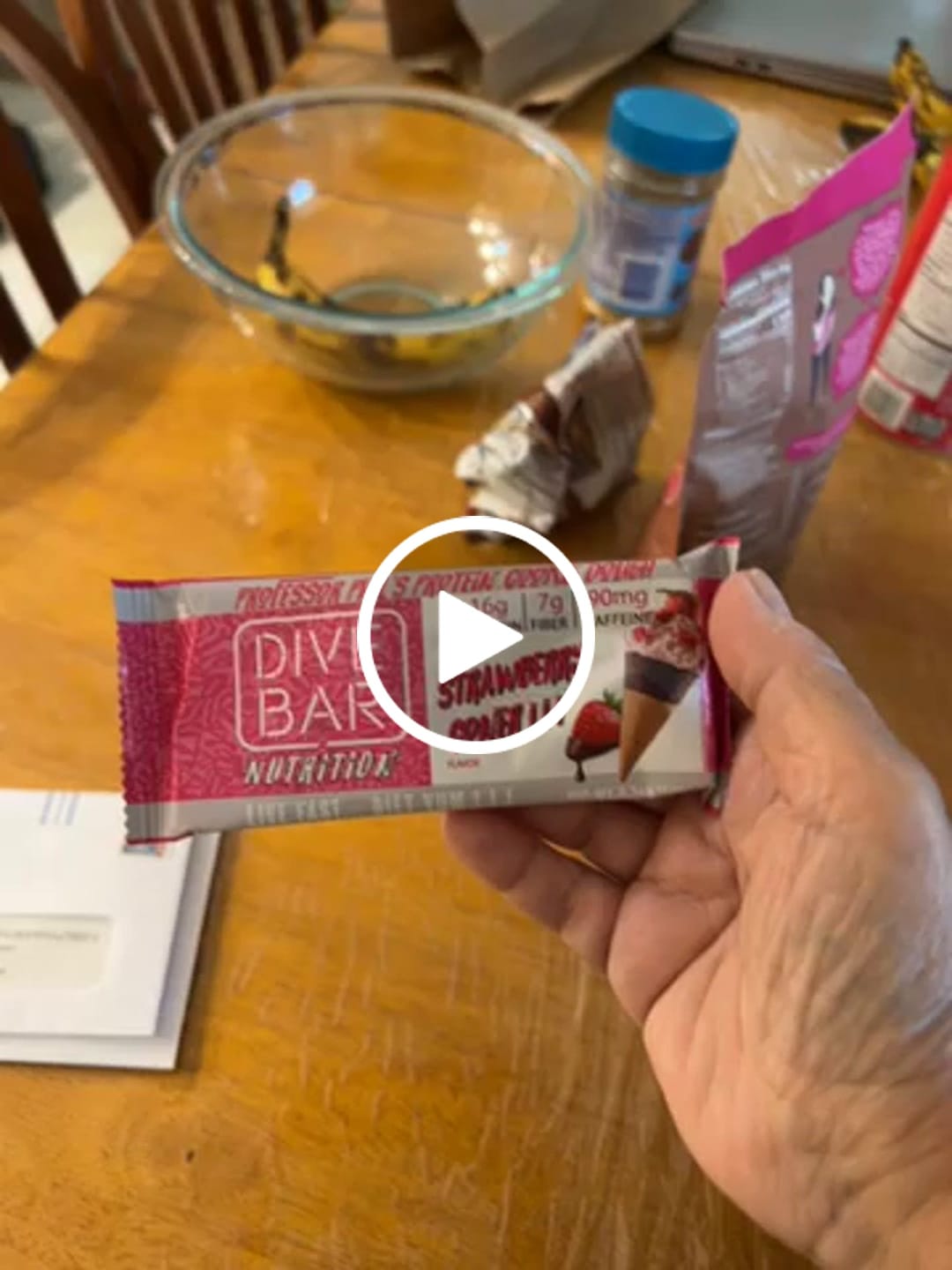 Customer video review of Strawberry Coner - 6 BARS
