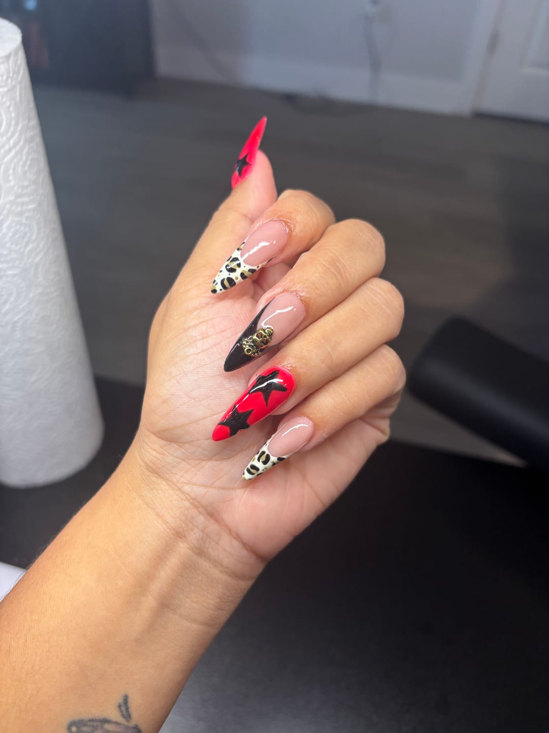 Customer photo review of 3D Halloween Skull Nail Charms (36pcs)