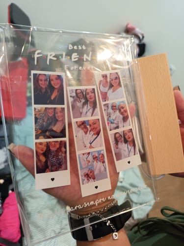 Customer photo review of Lâmpada "Friends" c/ 9 Fotografias Polaroids
