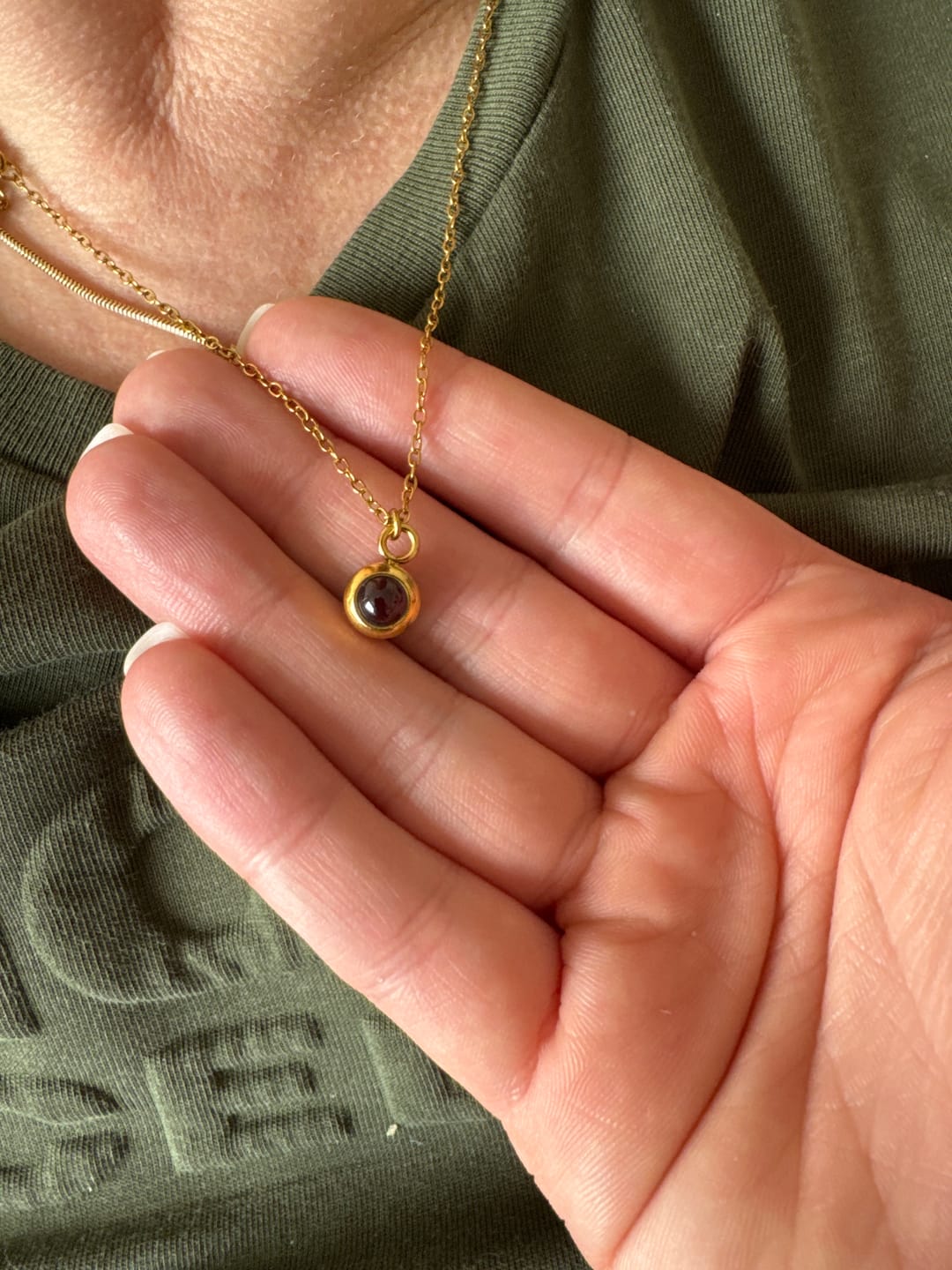Customer photo review of Custom Photo Projection Round Zircon Gem Necklace | Keychain