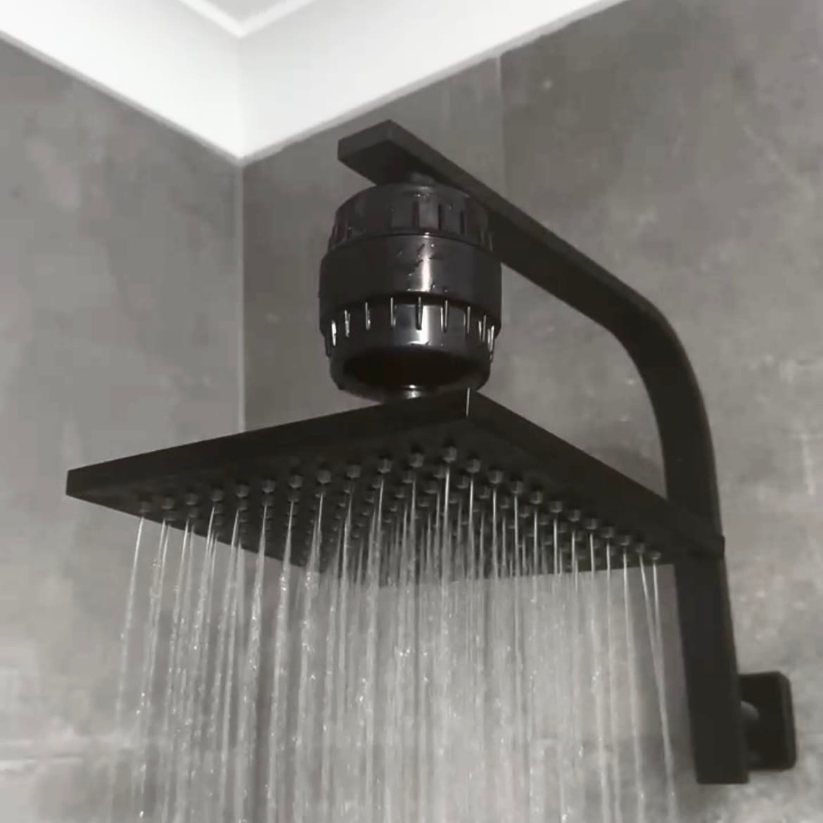 Customer photo review of HolyH2O™ Shower Mate (Filter Attachment)