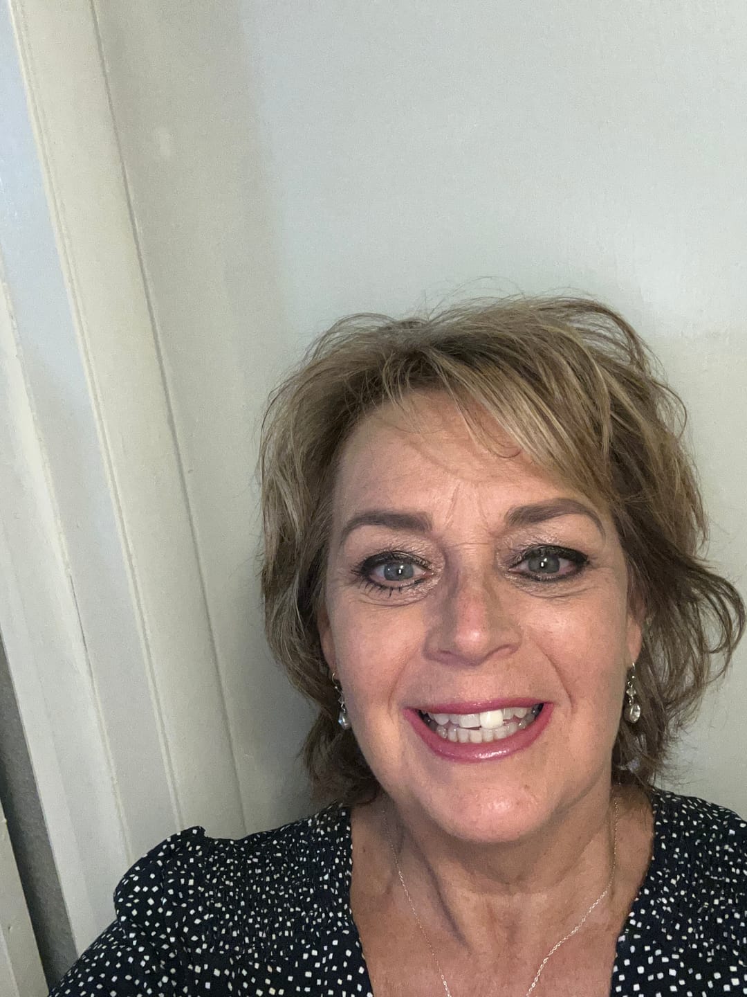 Customer photo review of Invincible For All Anti-Aging HD Foundation