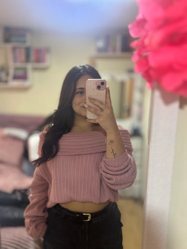 Customer photo review of SWEATER LINA ROSADO