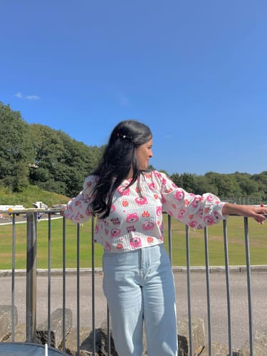 Customer photo review of Berry Bear Hugs Balloon Sleeve Crop Pullover