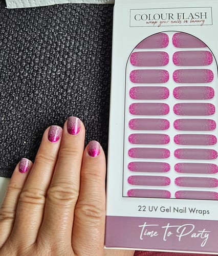 Bianca L. review of UV Gel: Time To Party image 1 out of 1