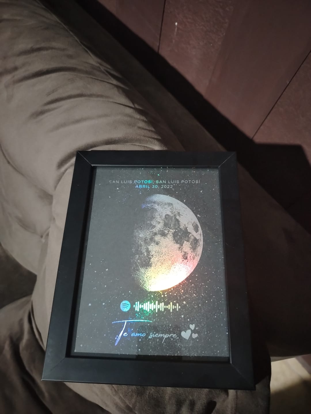 Customer photo review of Mapa Lunar Holográfico