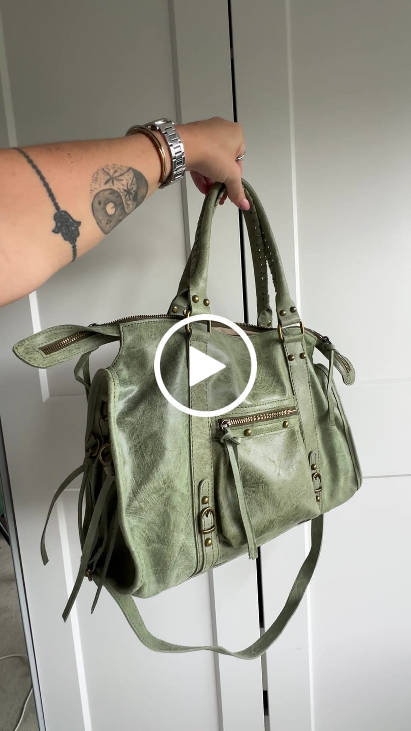 Customer video review of It girl bag teddy brown