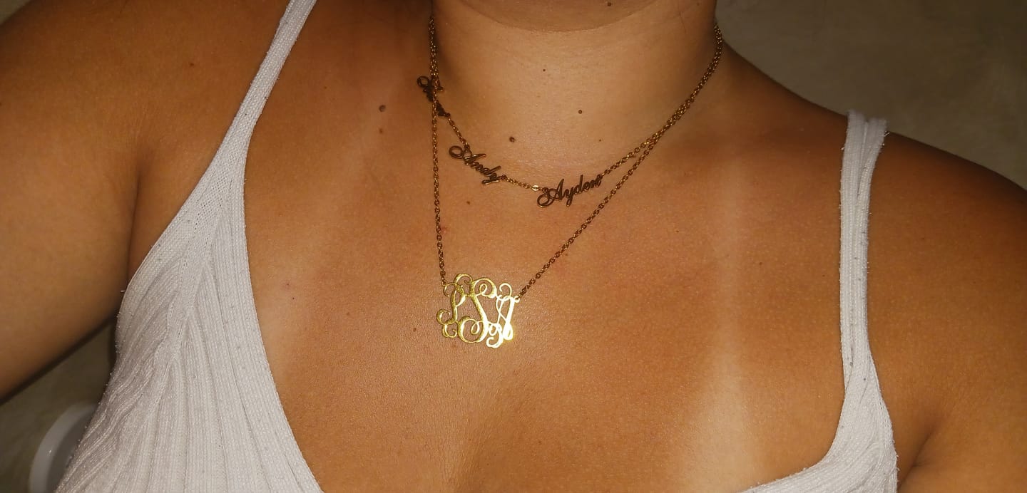 Customer photo review of Collier 3 Initiales Monogramme