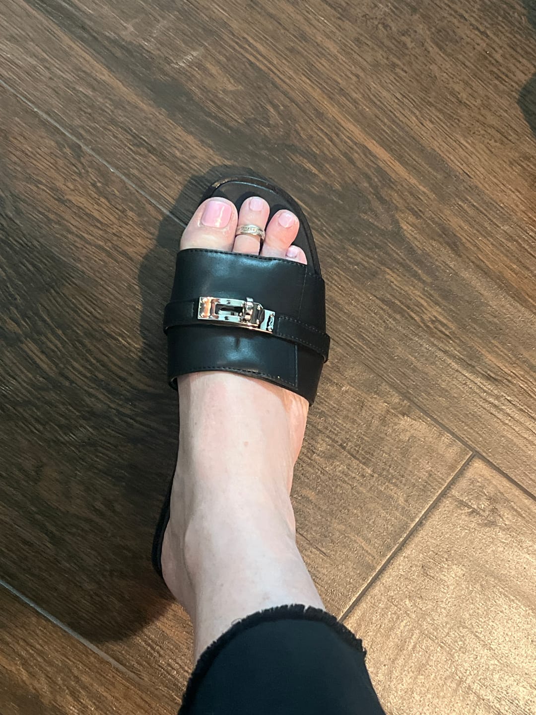 Customer photo review of HM Giulia Slide Black Sheepskin 320019