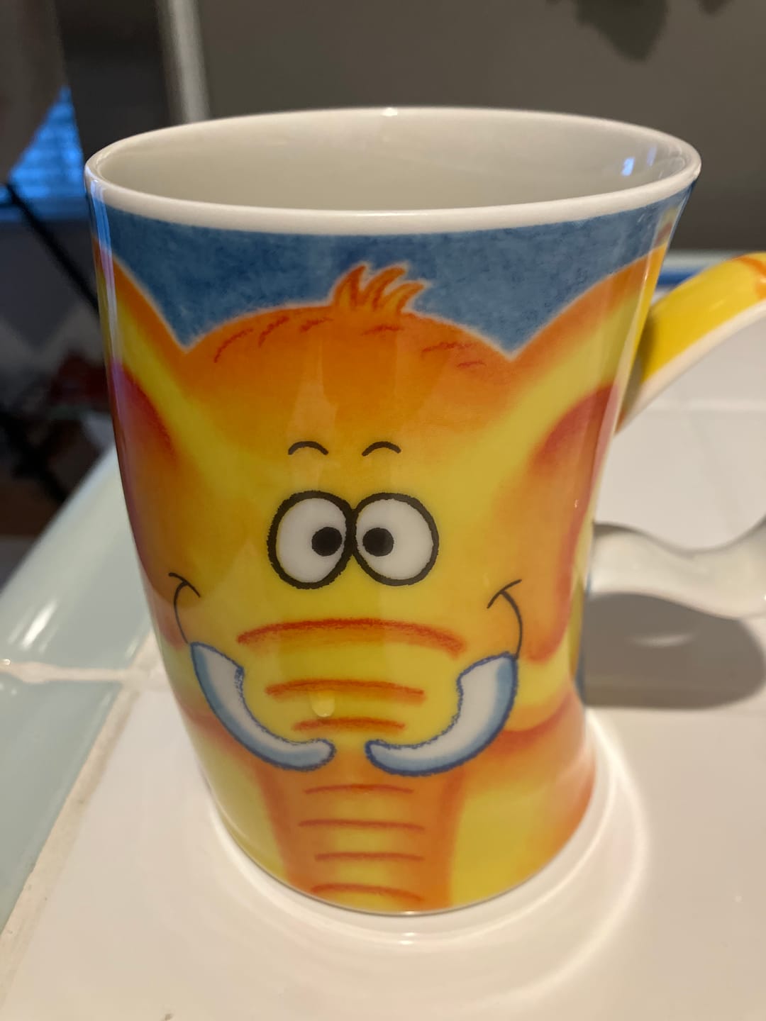Customer photo review of Dunoon Rubber Necks Elephant Large Mug