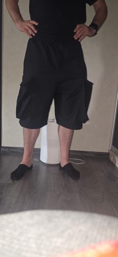 Customer photo review of Large Pocket Loose Casual Shorts